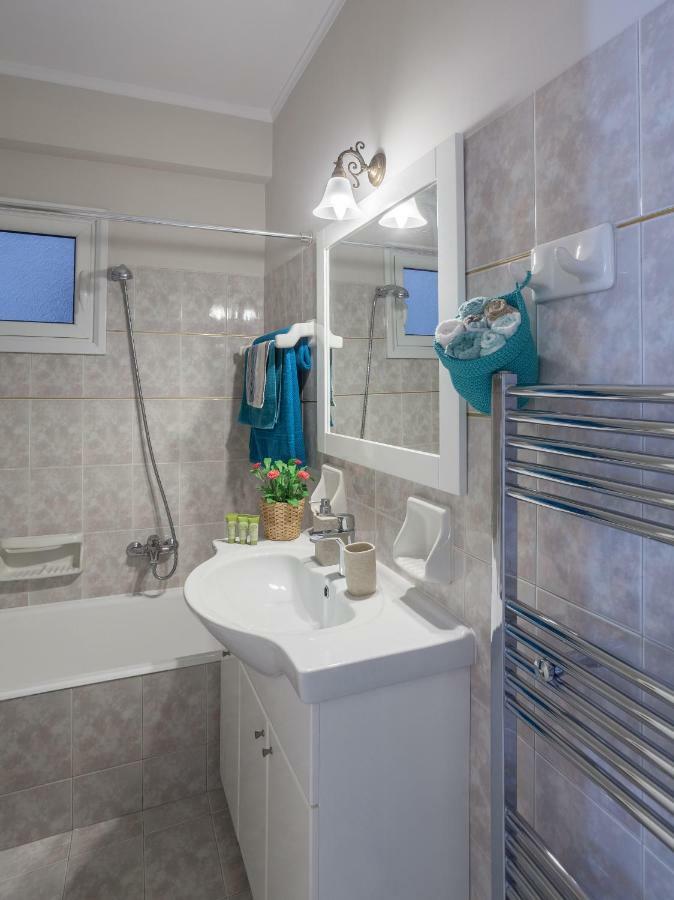 Athens Cozy Gem 2Br Apt - 200Mbps - 10 Min To Acropolis By Subway エクステリア 写真