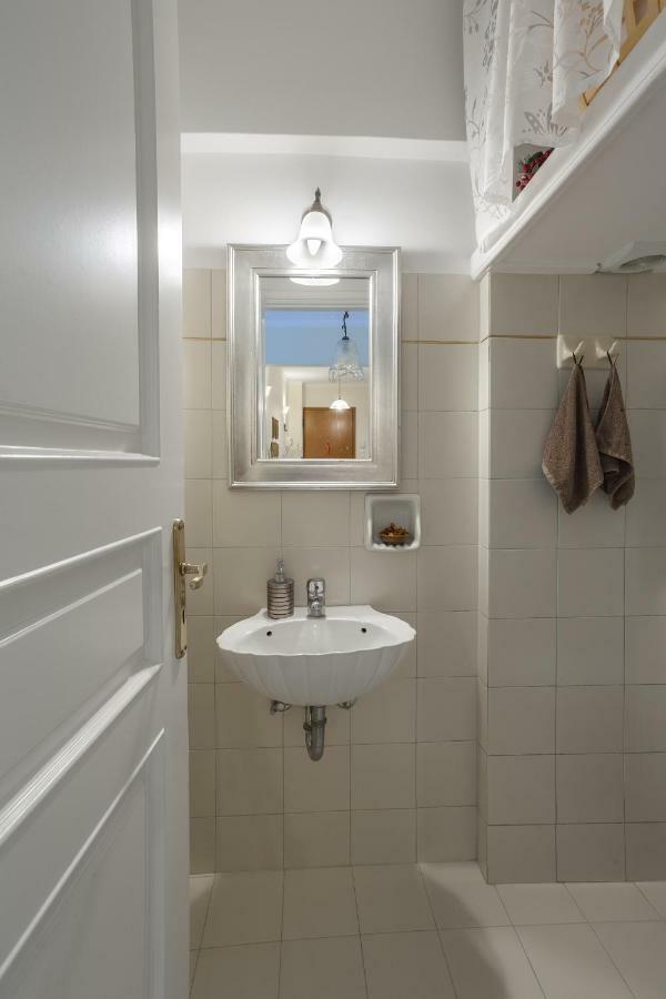 Athens Cozy Gem 2Br Apt - 200Mbps - 10 Min To Acropolis By Subway エクステリア 写真